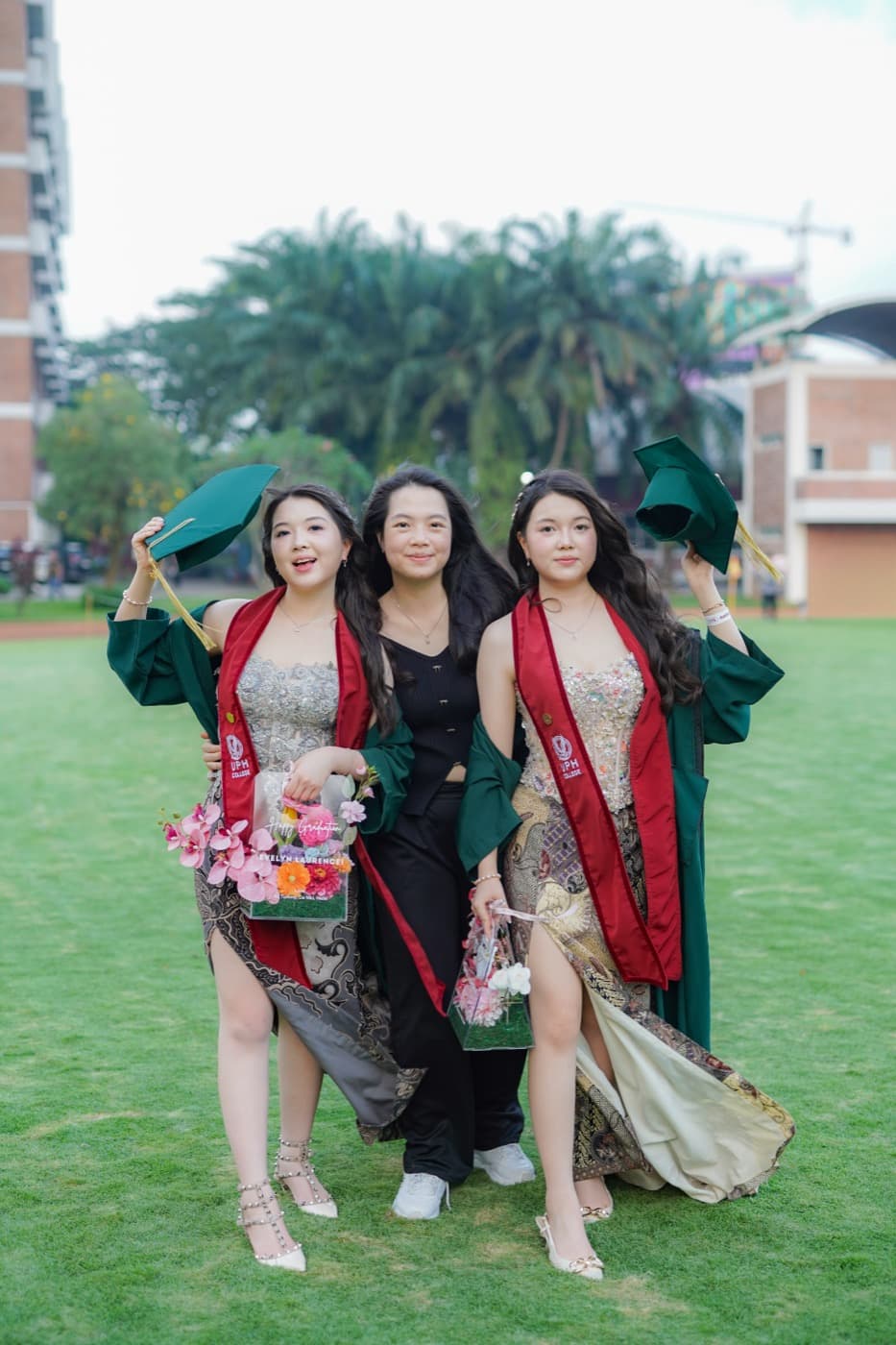 Graduation photography by Jia Photography, clean graduation photography session in Jabodetabek